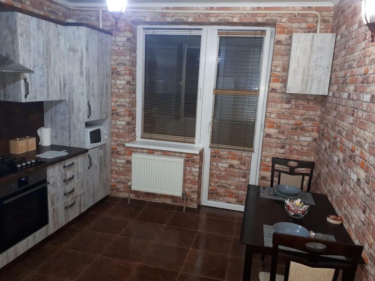 Large 2-Bedroom Apartament In The Center Chisinau Ngoại thất bức ảnh